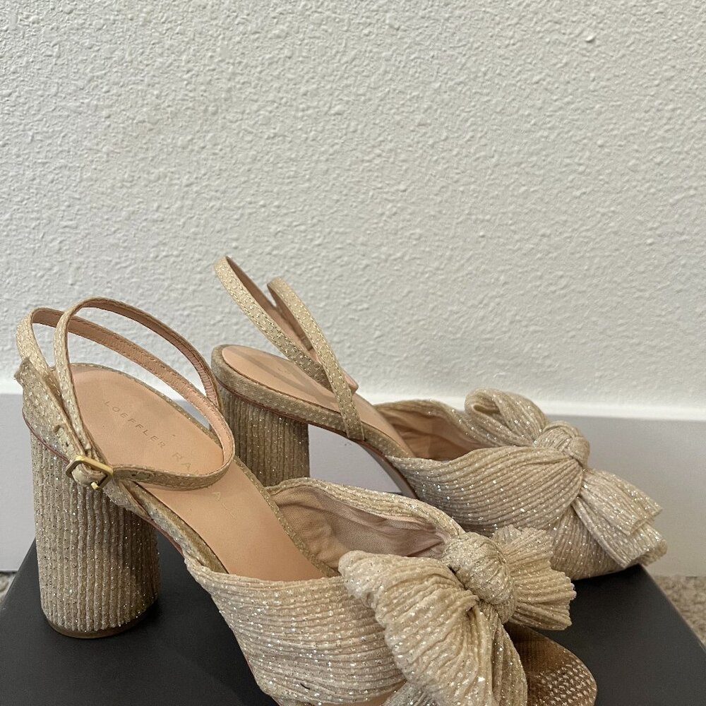Loeffler Randall Camellia Gold Bow Heels Size 8